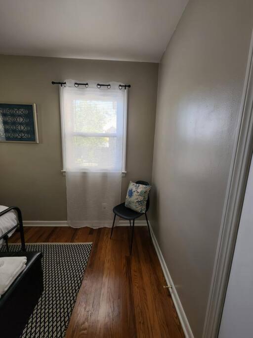 Cozy House Near Lake Erie, 10 Minutes To Downtown. Cleveland Exterior photo